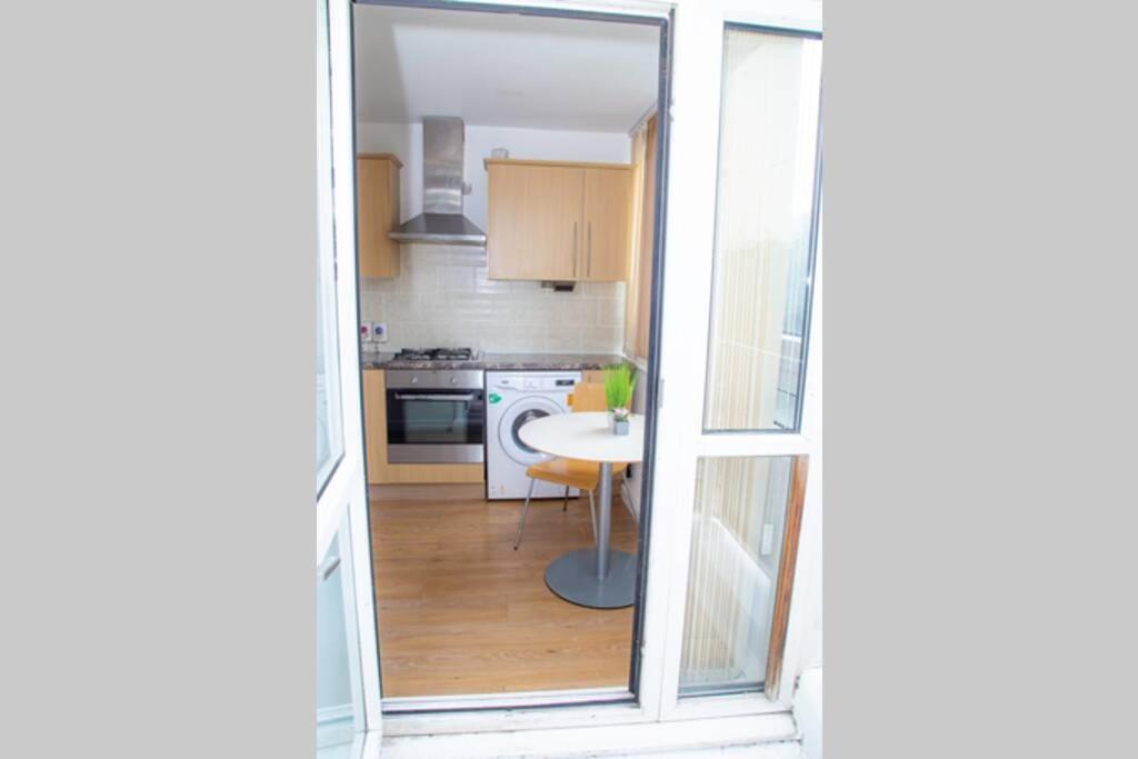 Shoreditch Hoxton Large 3 Bed Garden Flat Free Parking Aor Only Лондон Екстер'єр фото